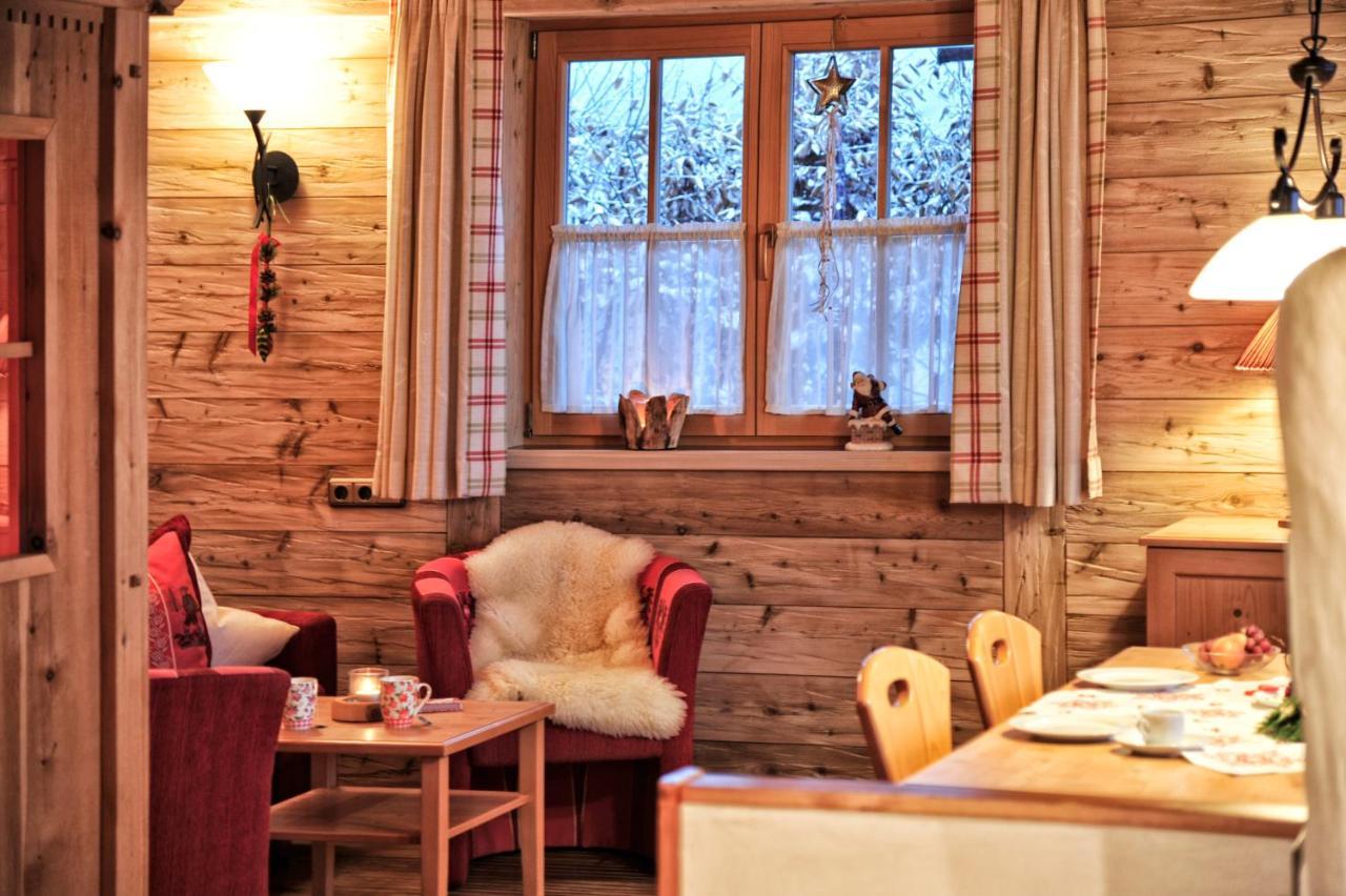 Luxury Chalets Wiesenruh Bichlbach Bagian luar foto