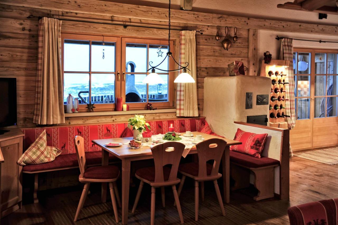 Luxury Chalets Wiesenruh Bichlbach Bagian luar foto