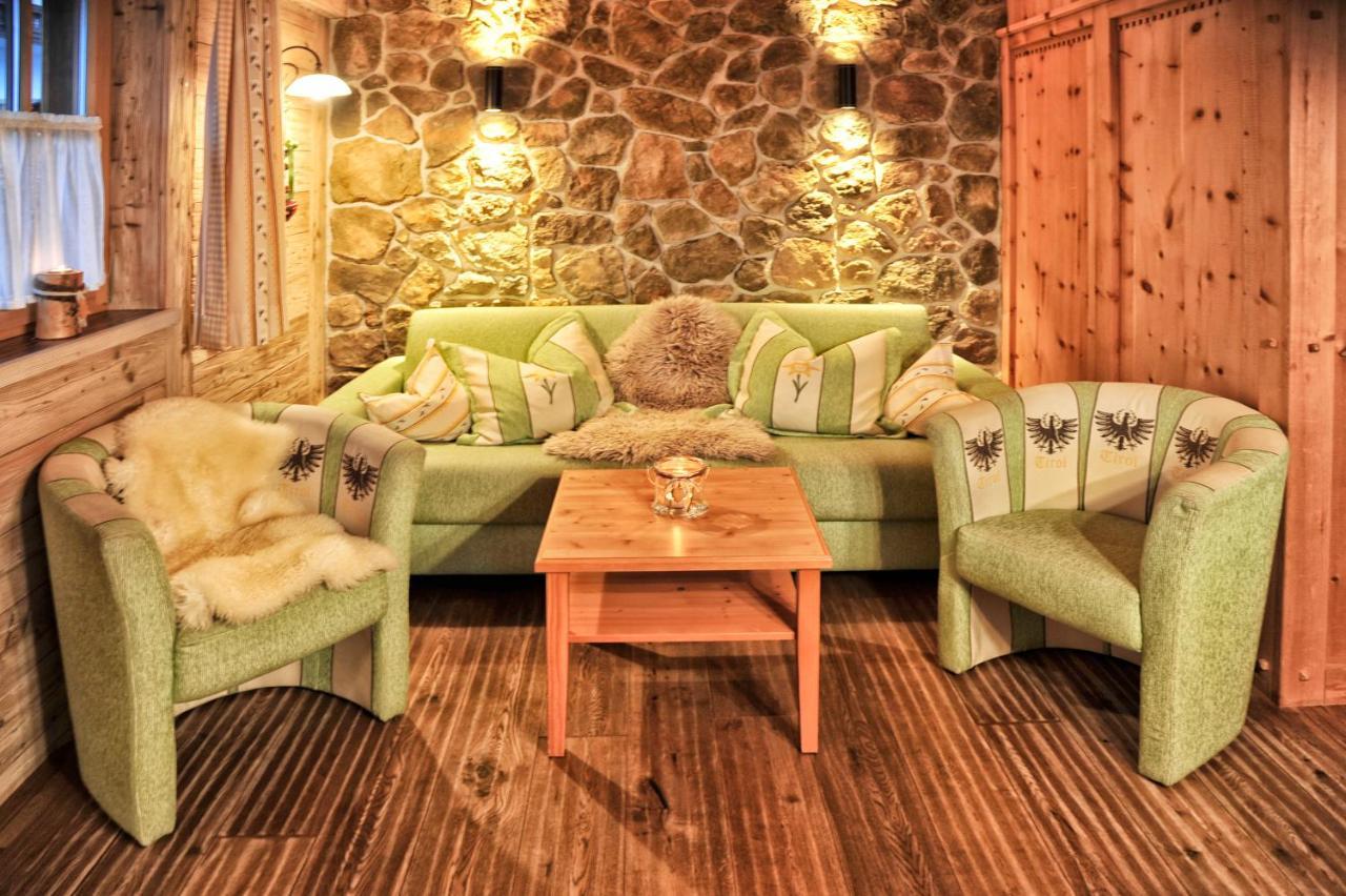 Luxury Chalets Wiesenruh Bichlbach Bagian luar foto