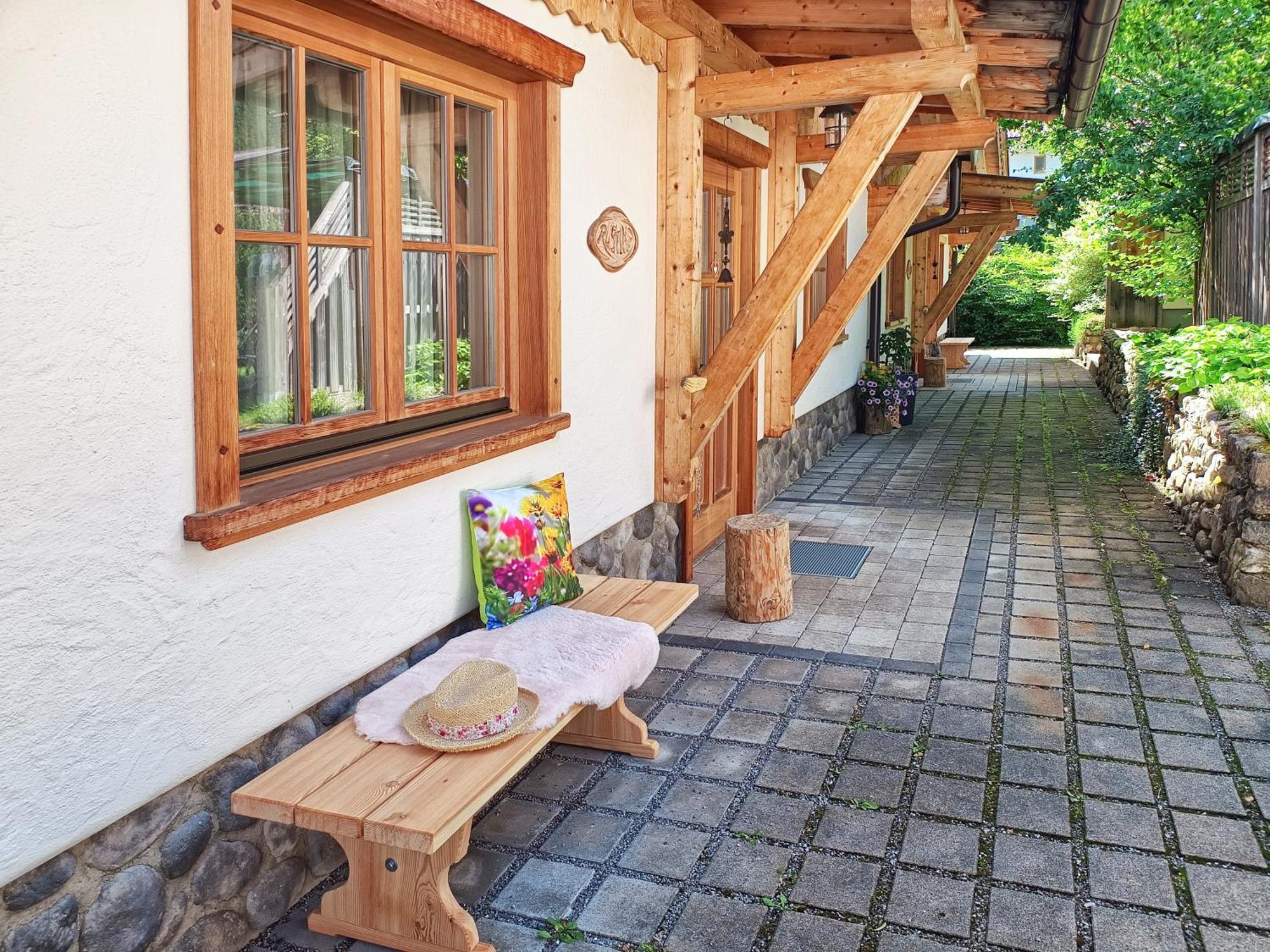 Luxury Chalets Wiesenruh Bichlbach Bagian luar foto