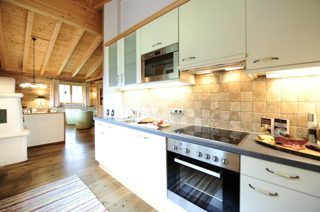 Luxury Chalets Wiesenruh Bichlbach Bagian luar foto